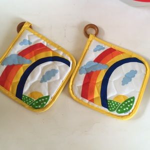 🐠 2 handcrafted potholders with wooden rings